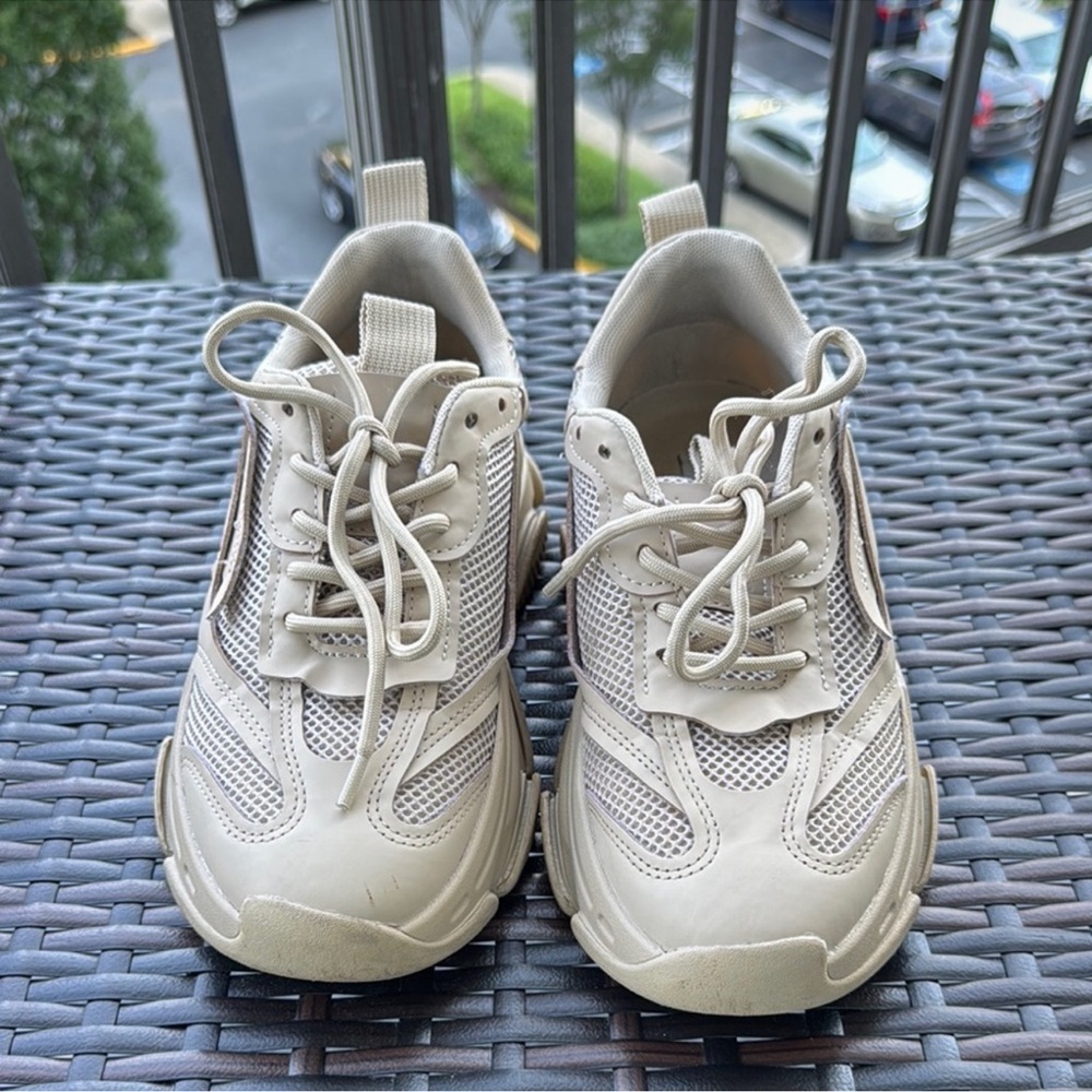 Steve Madden POSSESSION TAN Sneakers